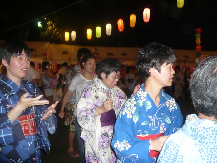 諏訪神社夏祭り１０